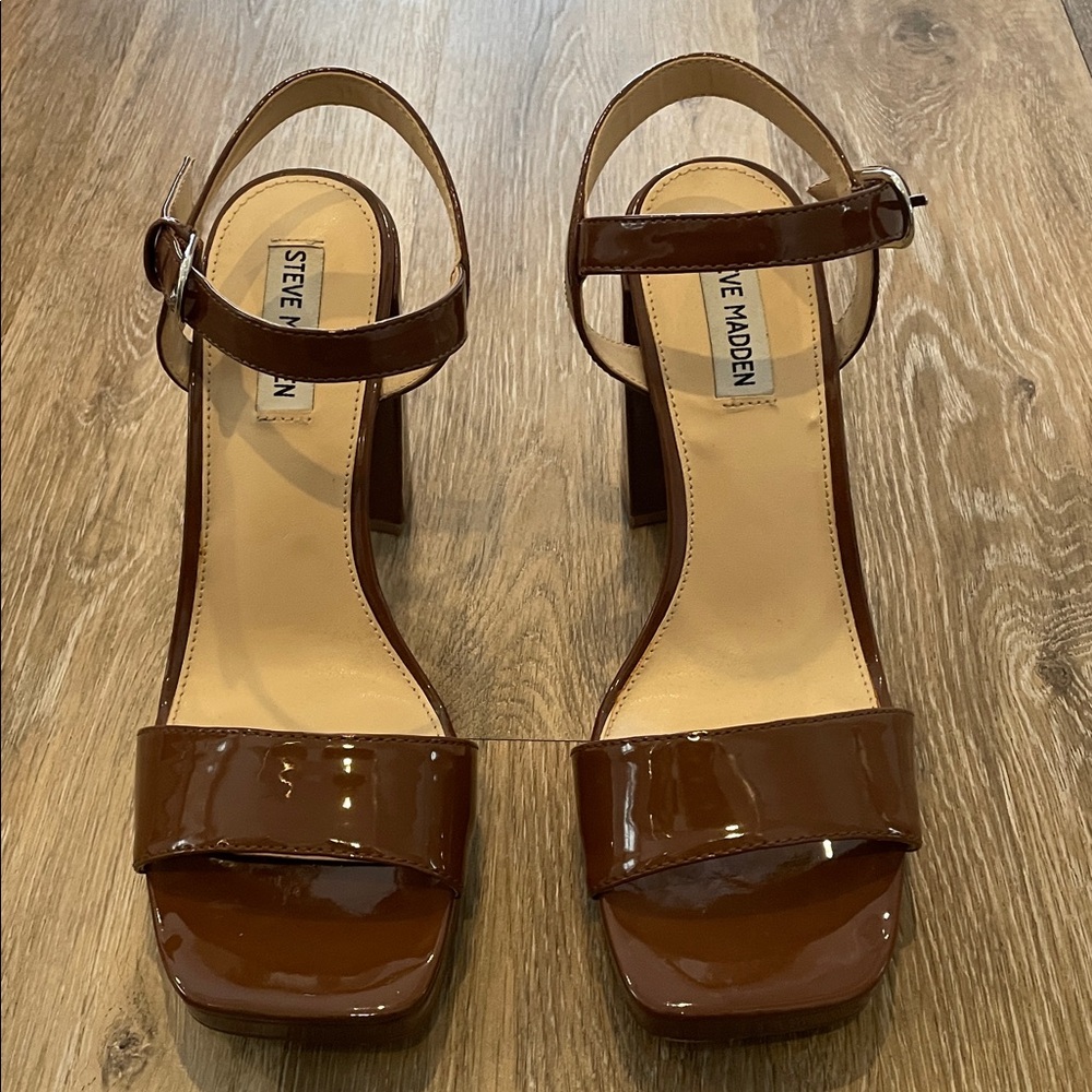 Steve Madden Persepolis Patent Block Heel Sandals - Picture 2 of 7